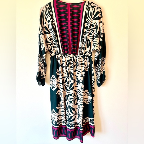 ACANDRIA Long Sleeve Festive Patterned Midi Dress - Picture 2 of 9